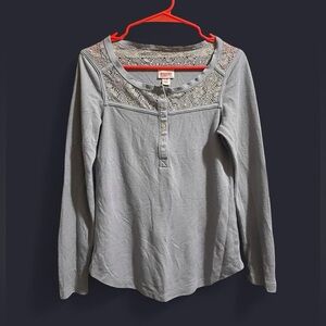Mossimo Supply Co. Women's Light Gray Long Sleeve Lace Yoke Henley Thermal Tee